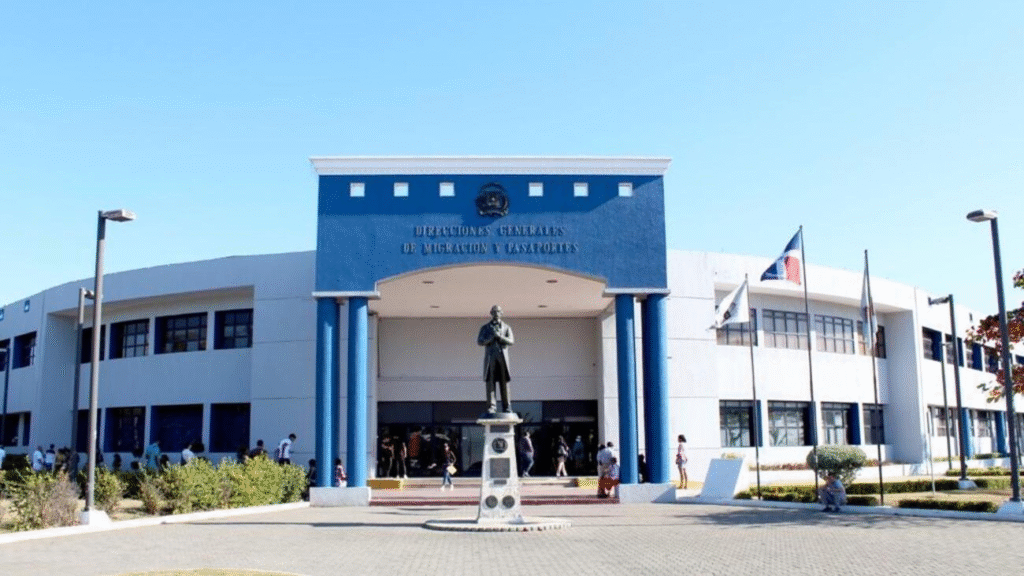 DGM advierte que continuará operativos de interdicción migratoria en todo el país