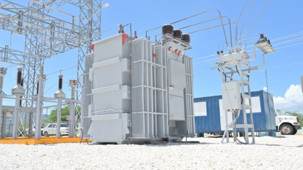 Edesur pone en operación transformador de potencia y dos nuevos circuitos eléctricos en Jimaní