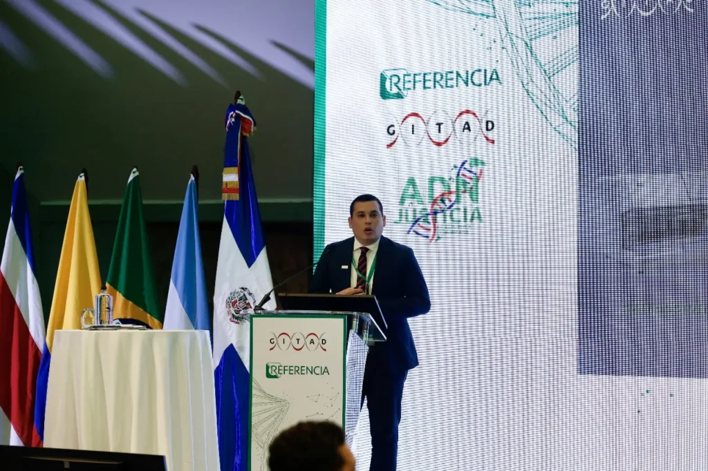 Exjefe del Inacif de Guatemala plantea pautas para fortalecer el valor legal de la prueba de ADN