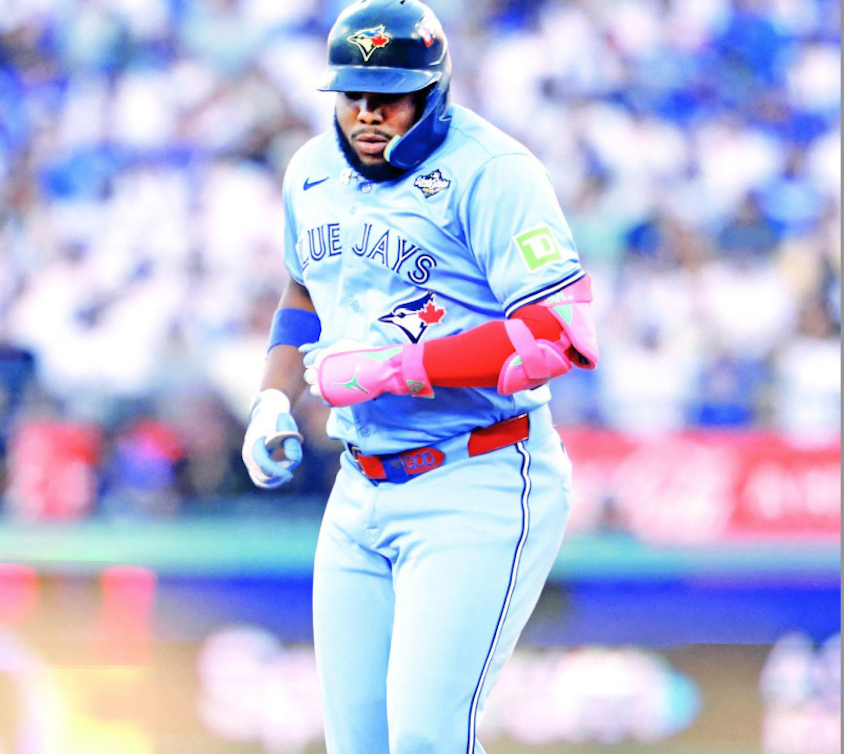 Vladi y Yesavage guían a Toronto: derrotan a los Dodgers y buscarán su tercer título en casa