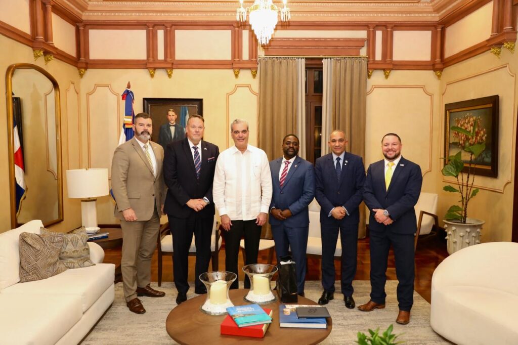 Misión de alto nivel de la DEA felicita al presidente Luis Abinader por su apoyo a la lucha contra el narcotráfico internacional