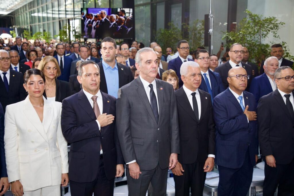 Director ejecutivo del World Justice Project destaca que República Dominicana encabeza avances en Estado de Derecho con crecimiento de 2.1% entre 143 países y ascenso de 11 posiciones en un año