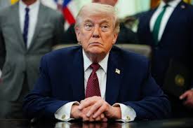 Trump anuncia que tiene un acuerdo «prácticamente negociado» con Irán que incluiría la apertura del estrecho de Ormuz
